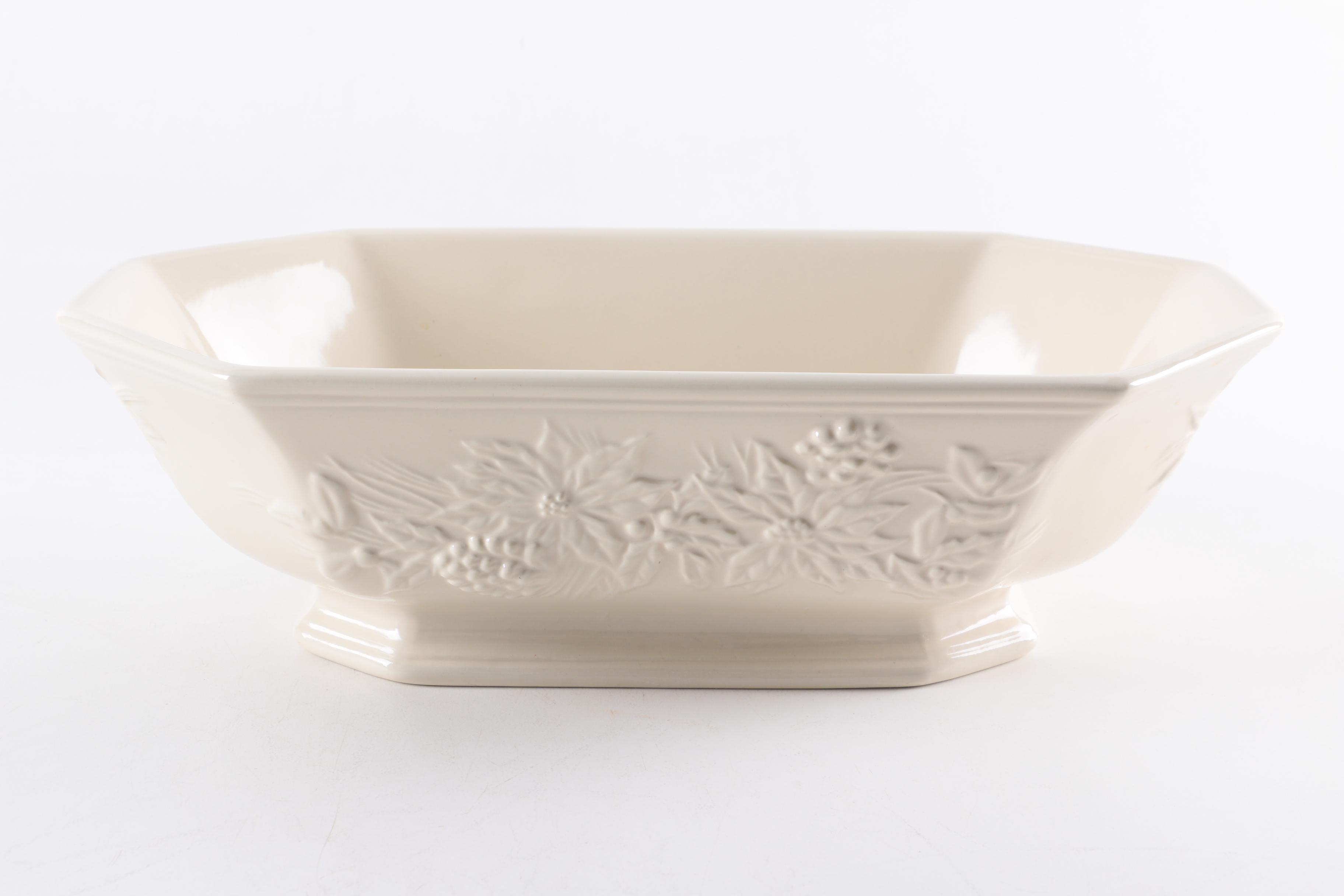 Longaberger Pottery "Woven Traditions Ivory" Plates