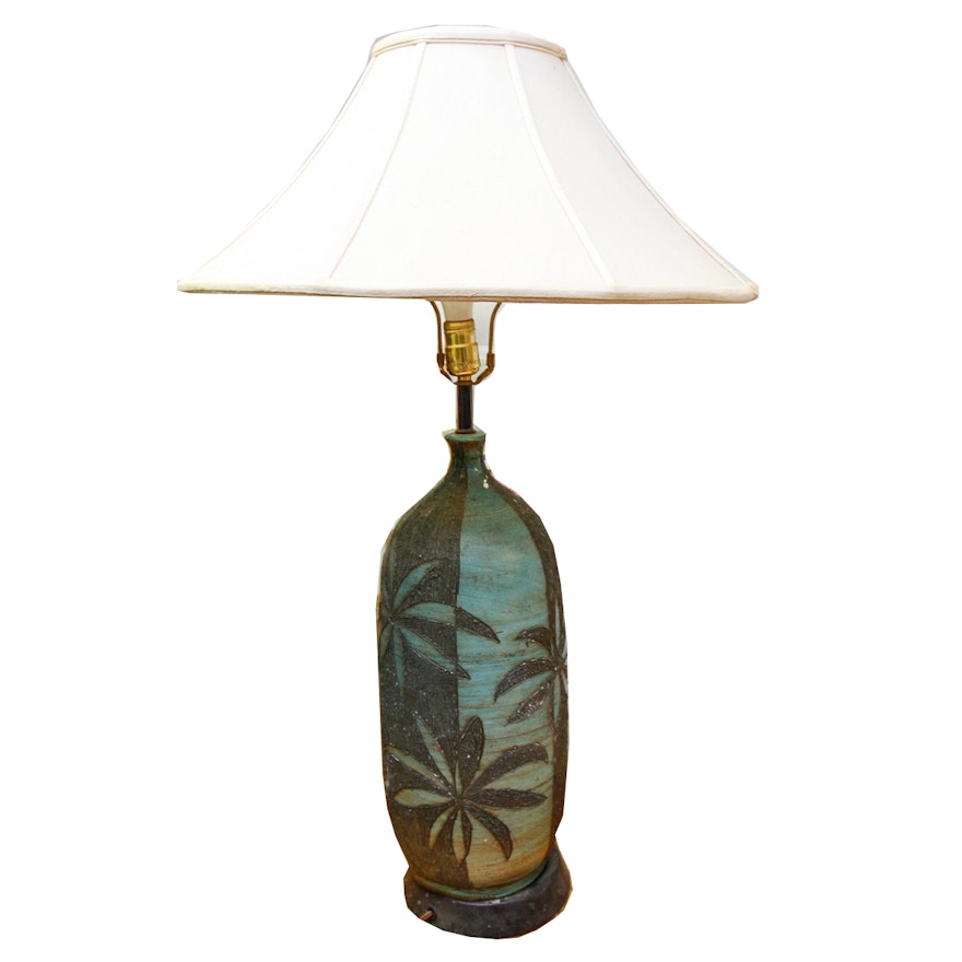 Vintage Leaf Designed Table Lamp