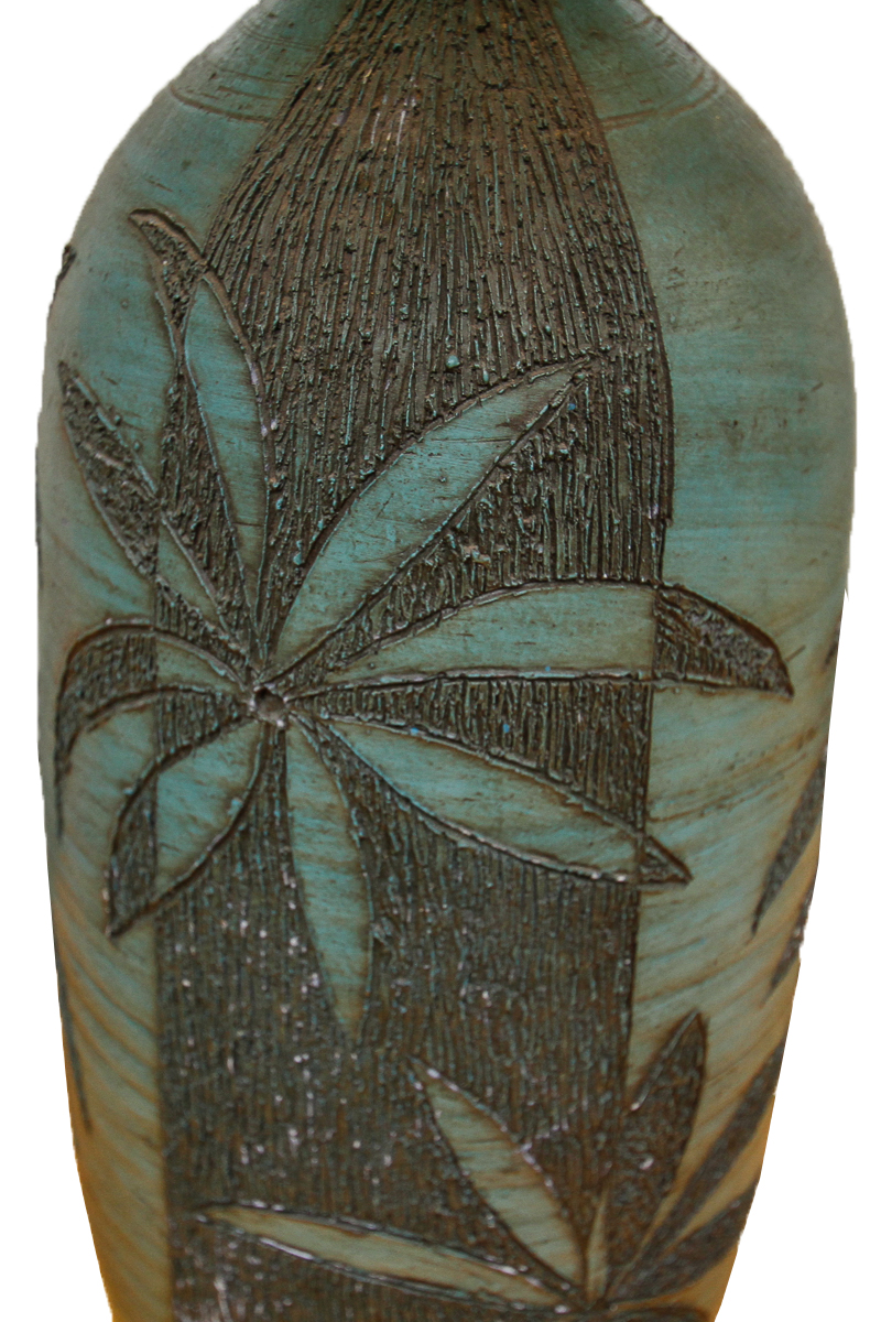 Vintage Leaf Designed Table Lamp