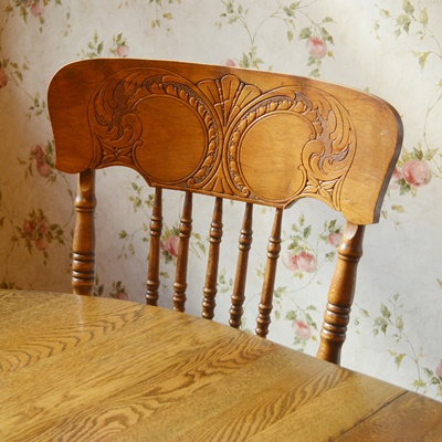 Quarter Sawn Oak Claw Foot Dining Table and Six Spindle Back Chairs