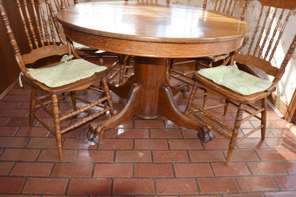 Quarter Sawn Oak Claw Foot Dining Table and Six Spindle Back Chairs