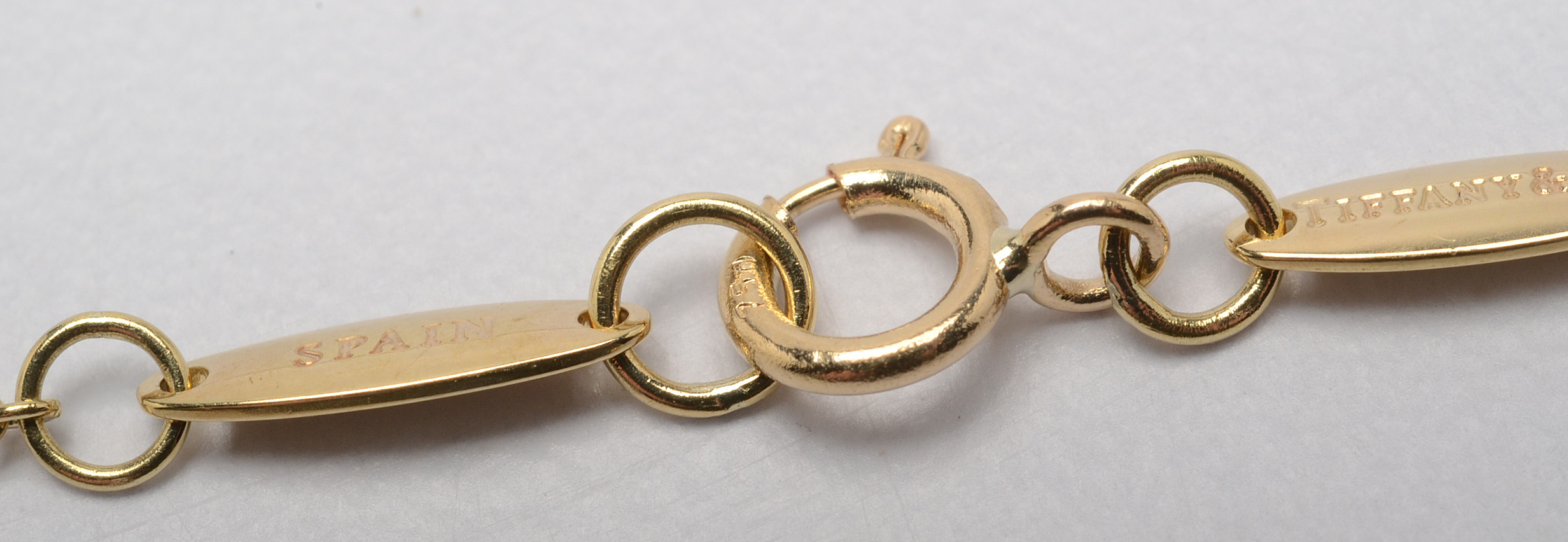 Tiffany & Co. Elsa Peretti ® 18K Yellow Gold Starfish Pendant Necklace