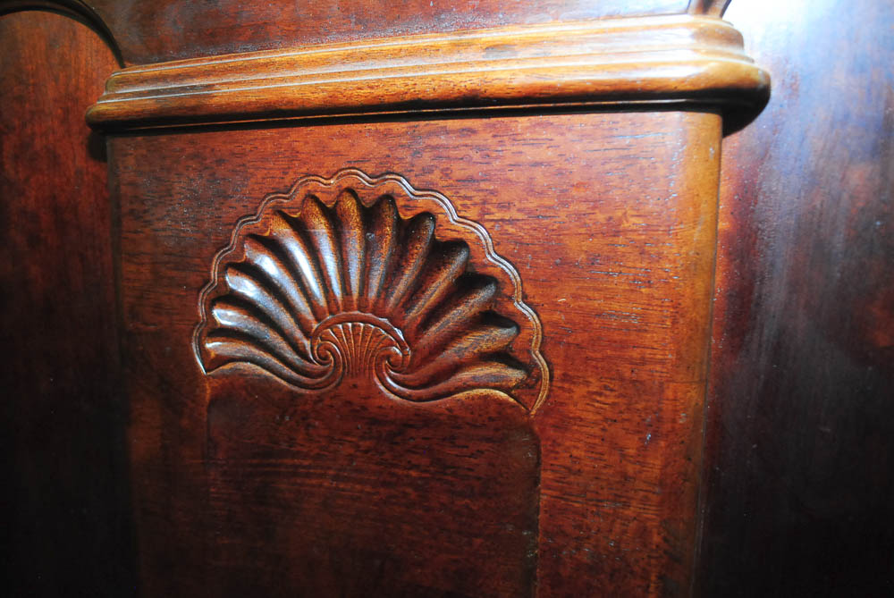 Vintage Broken Arch Style Bed Frame in King-Size