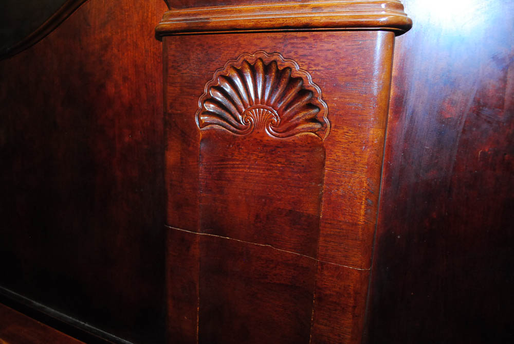 Vintage Broken Arch Style Bed Frame in King-Size