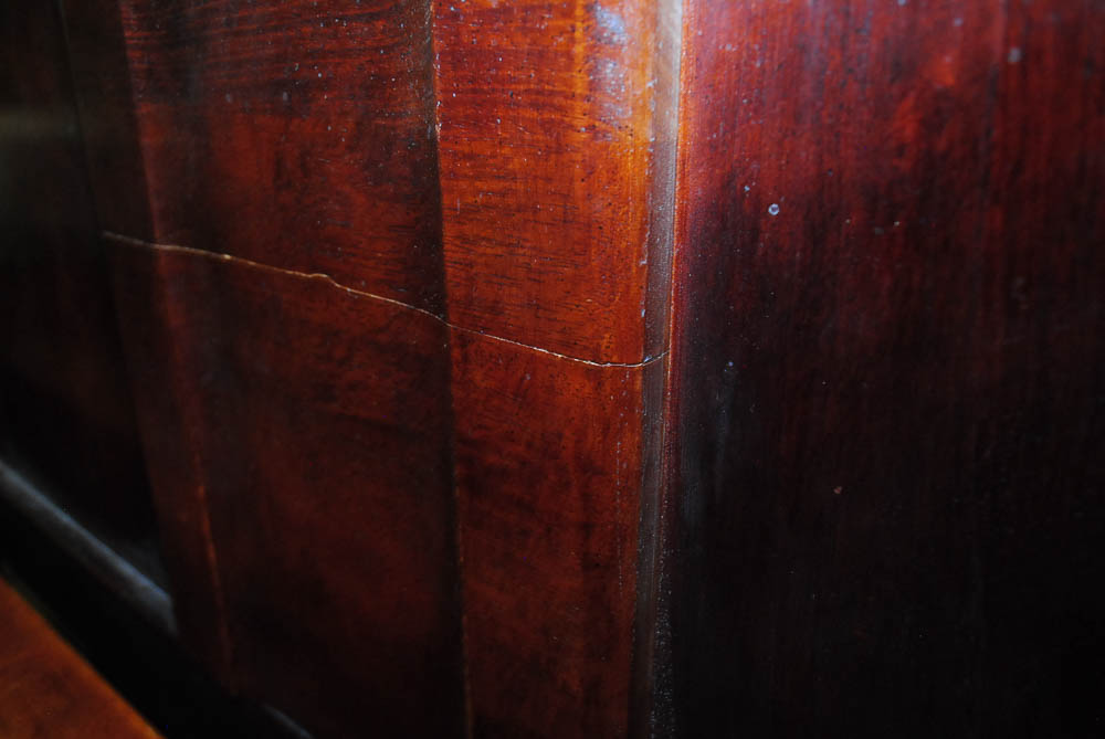 Vintage Broken Arch Style Bed Frame in King-Size