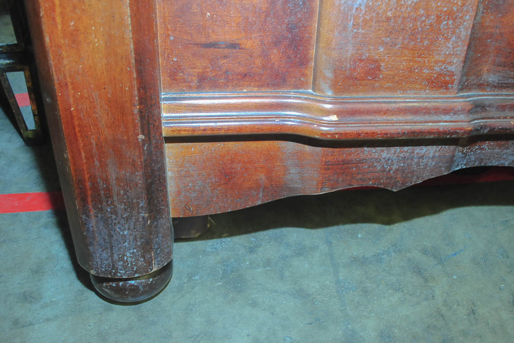 Vintage Broken Arch Style Bed Frame in King-Size