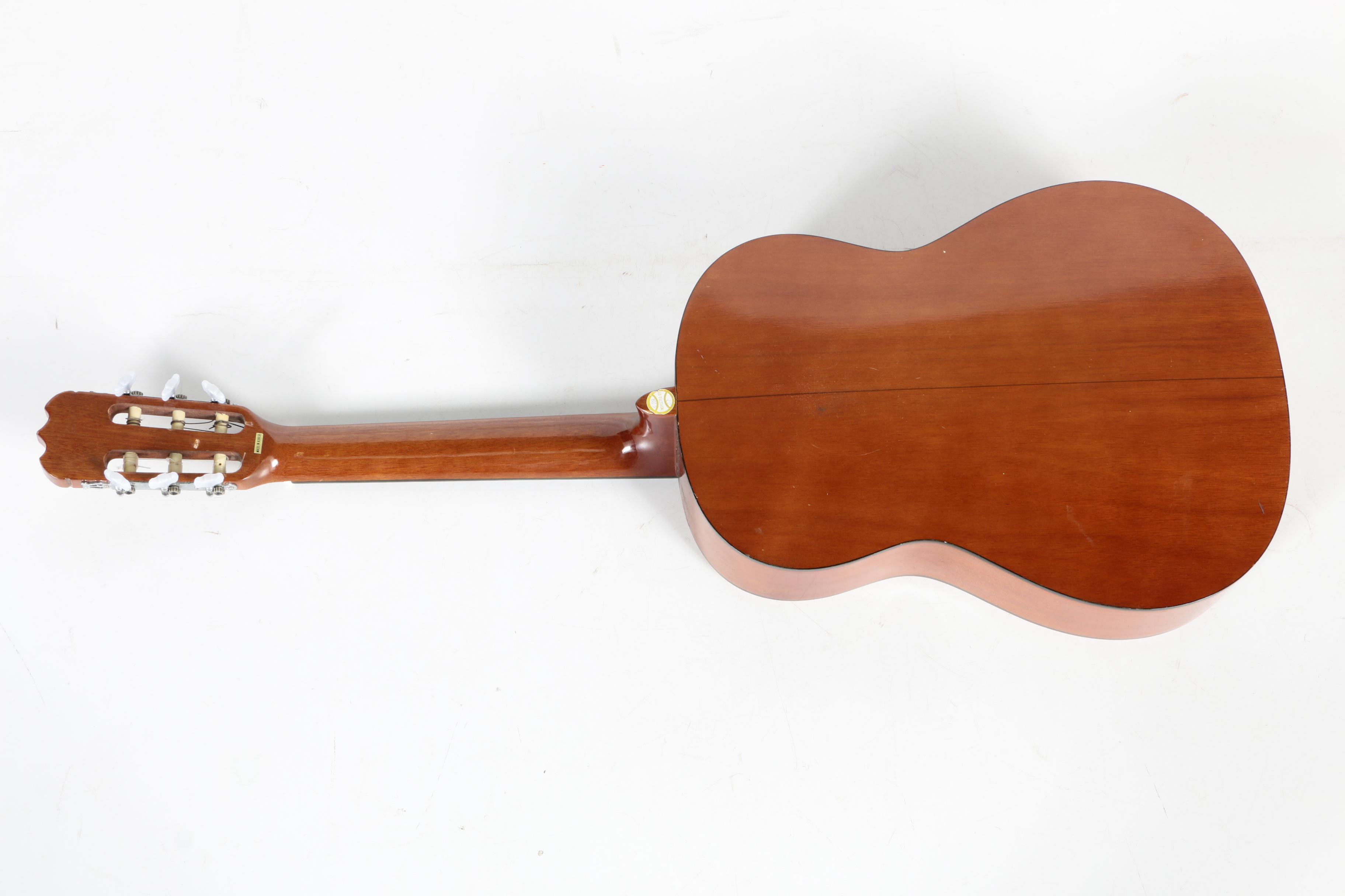 Hondo H308 Classical Acoustic Guitar with Case