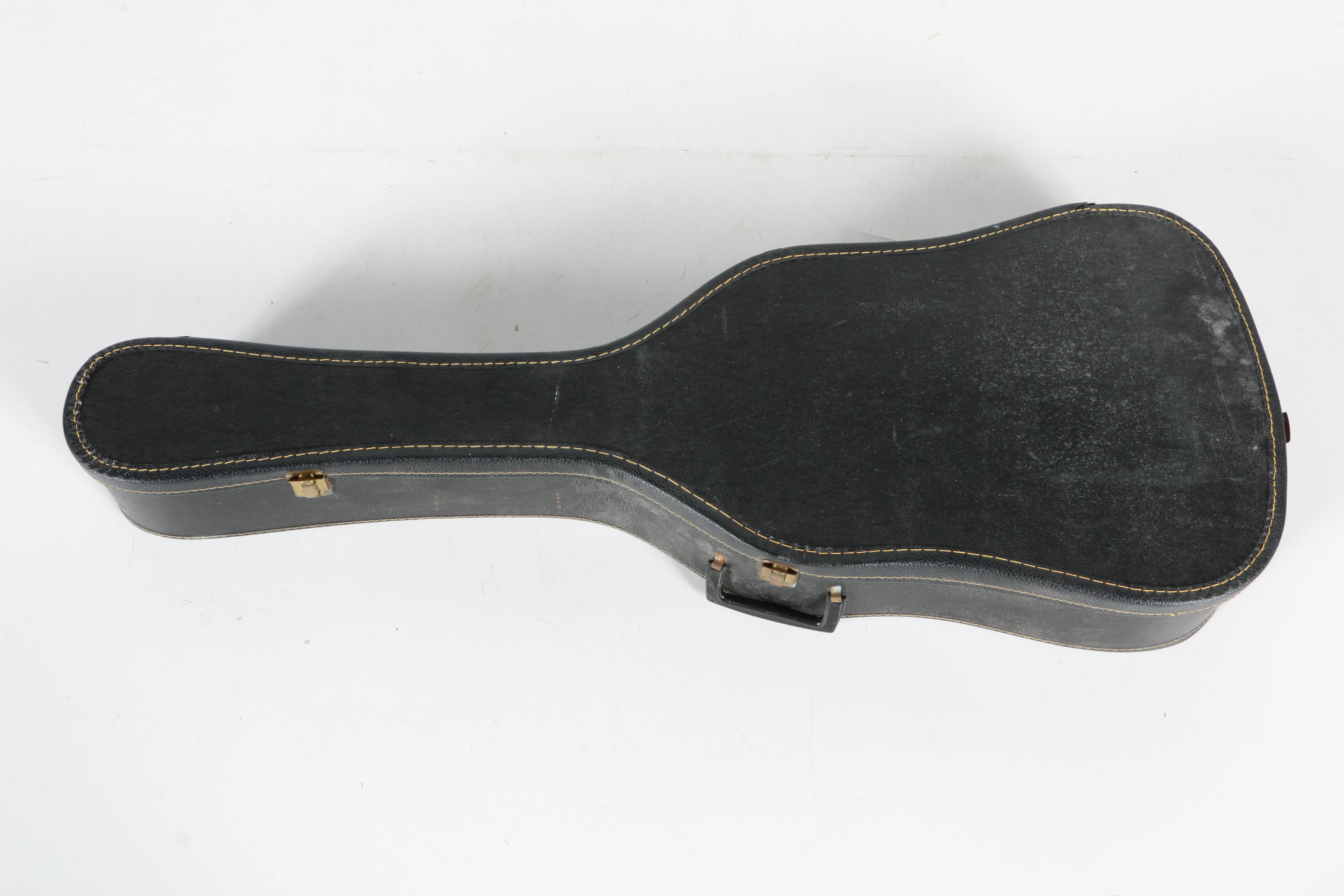 Hondo H308 Classical Acoustic Guitar with Case