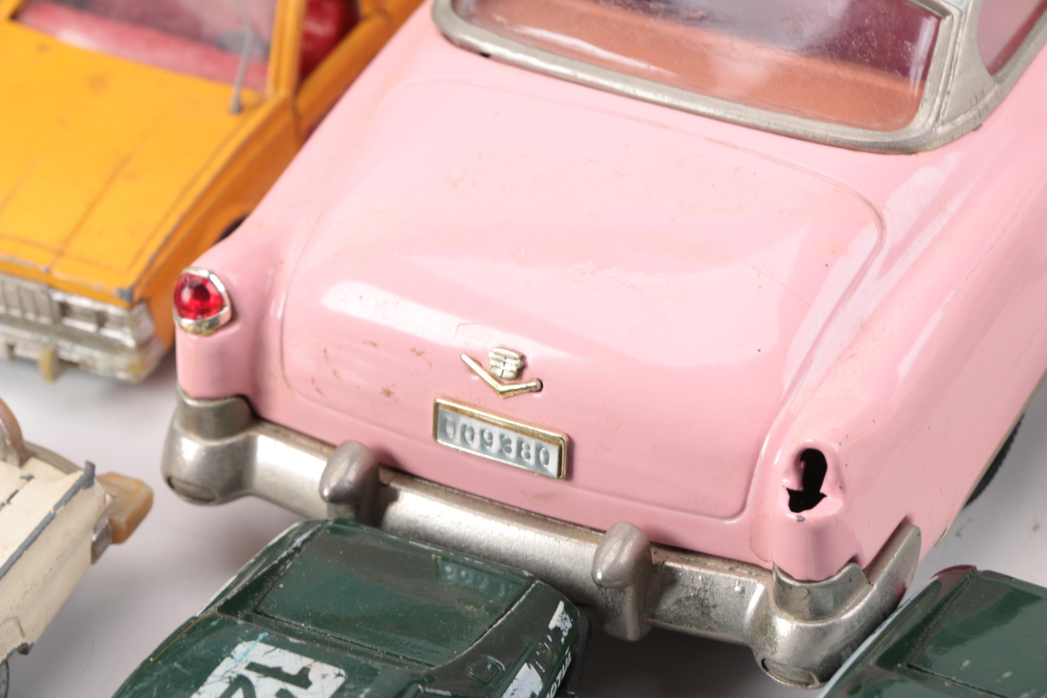 1966 Mattel "Miniature Car Collectors Show Case" and Vintage Die-Cast Cars