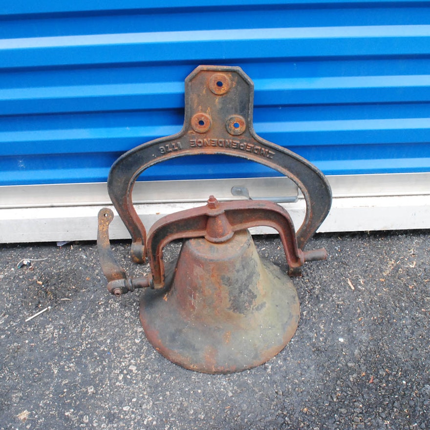 Vintage Independence 1776 Cast Iron Bell