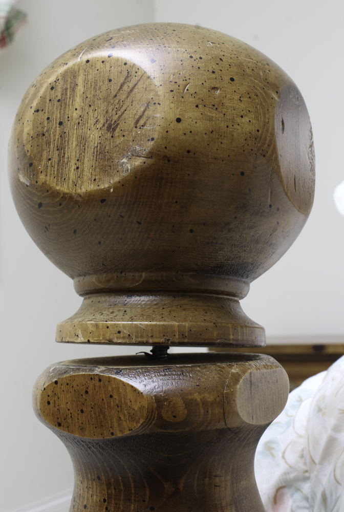 Vintage Colonial Style Pine Queen Size Bed Frame