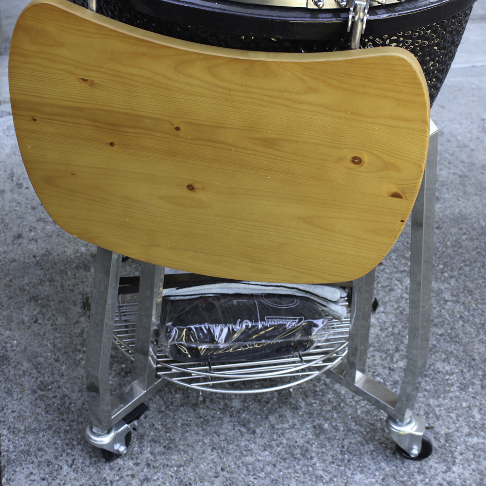 Ceramic Kamado Smoker and Grill