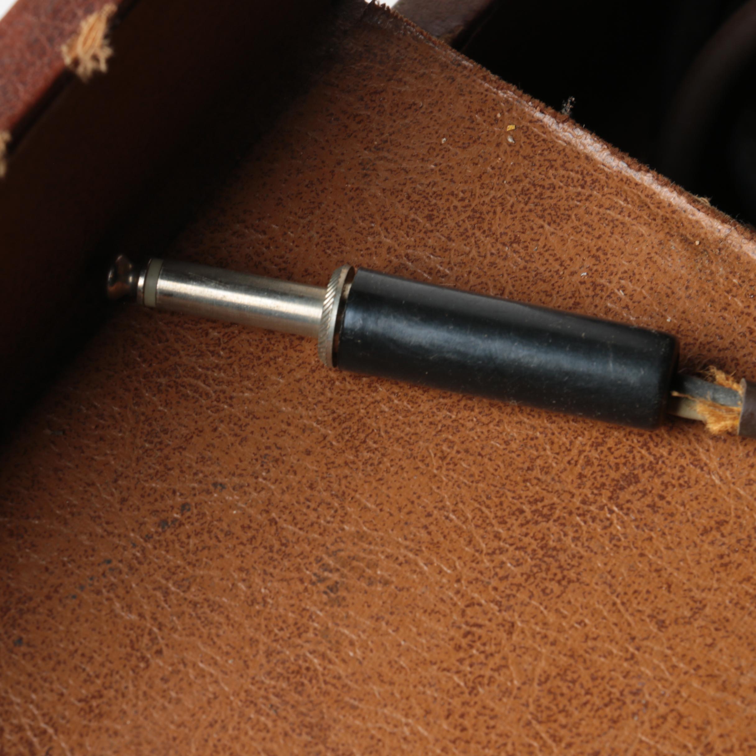 Vintage Ampro Guitar Amplifier Speaker Cabinet