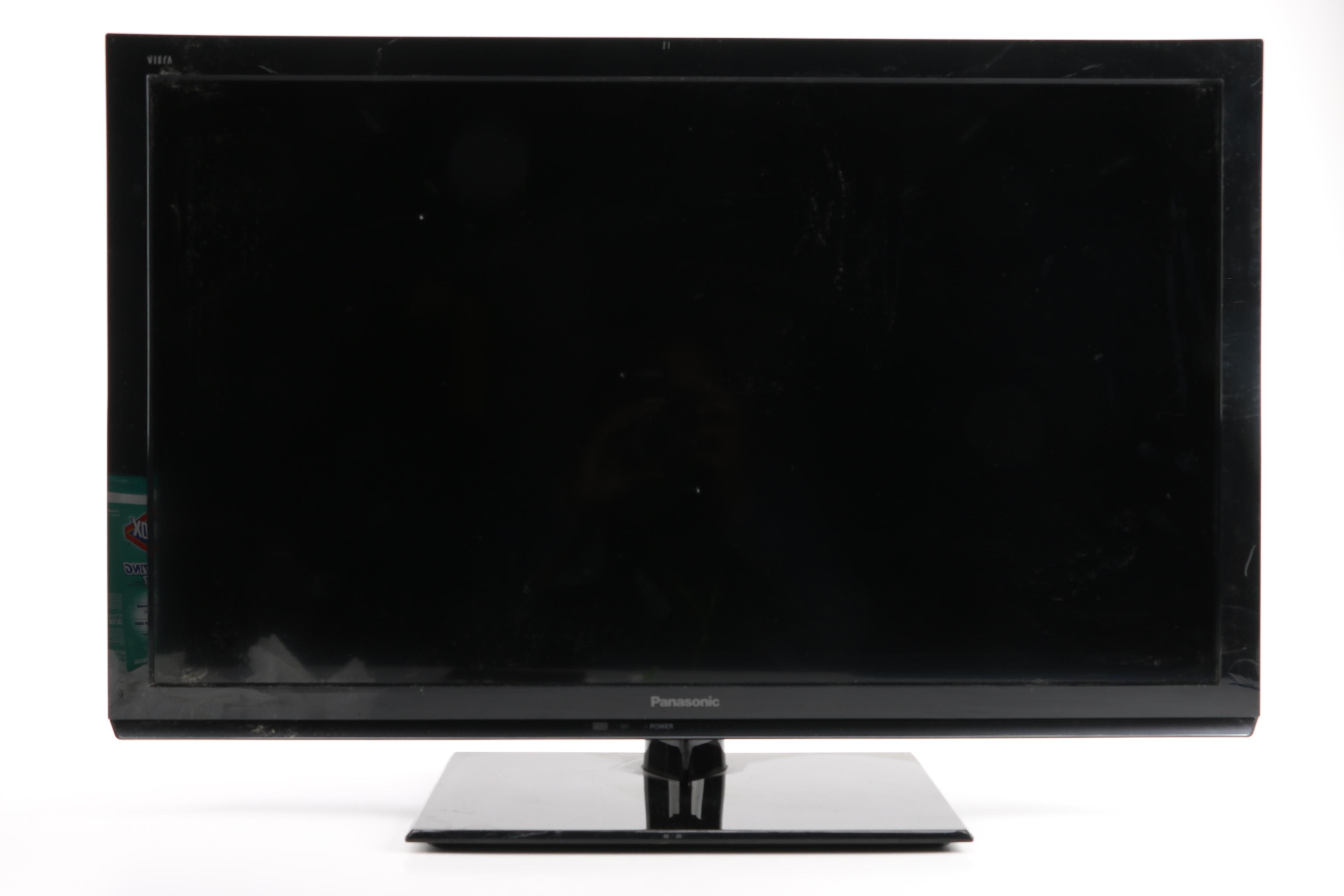 Panasonic 32" Viera LCD TV and DVD Player Plus Two Remotes