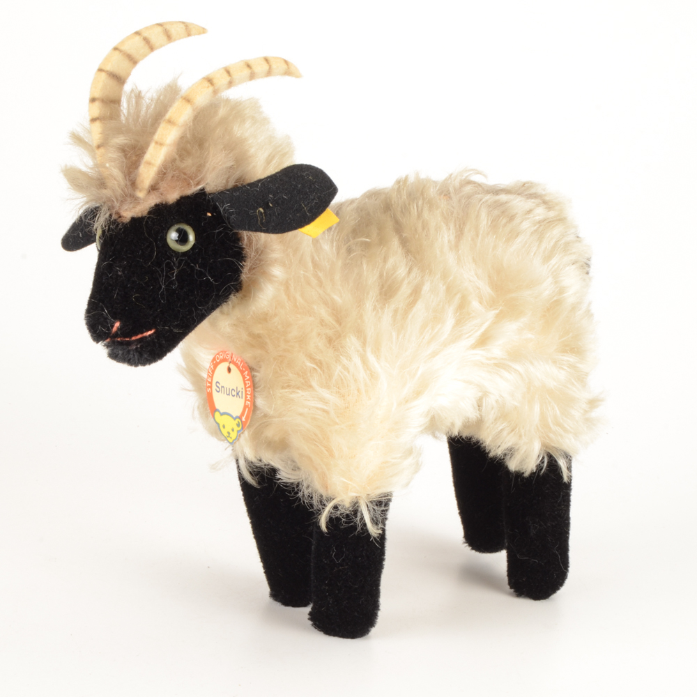 Steiff Snucki the Ram Plush