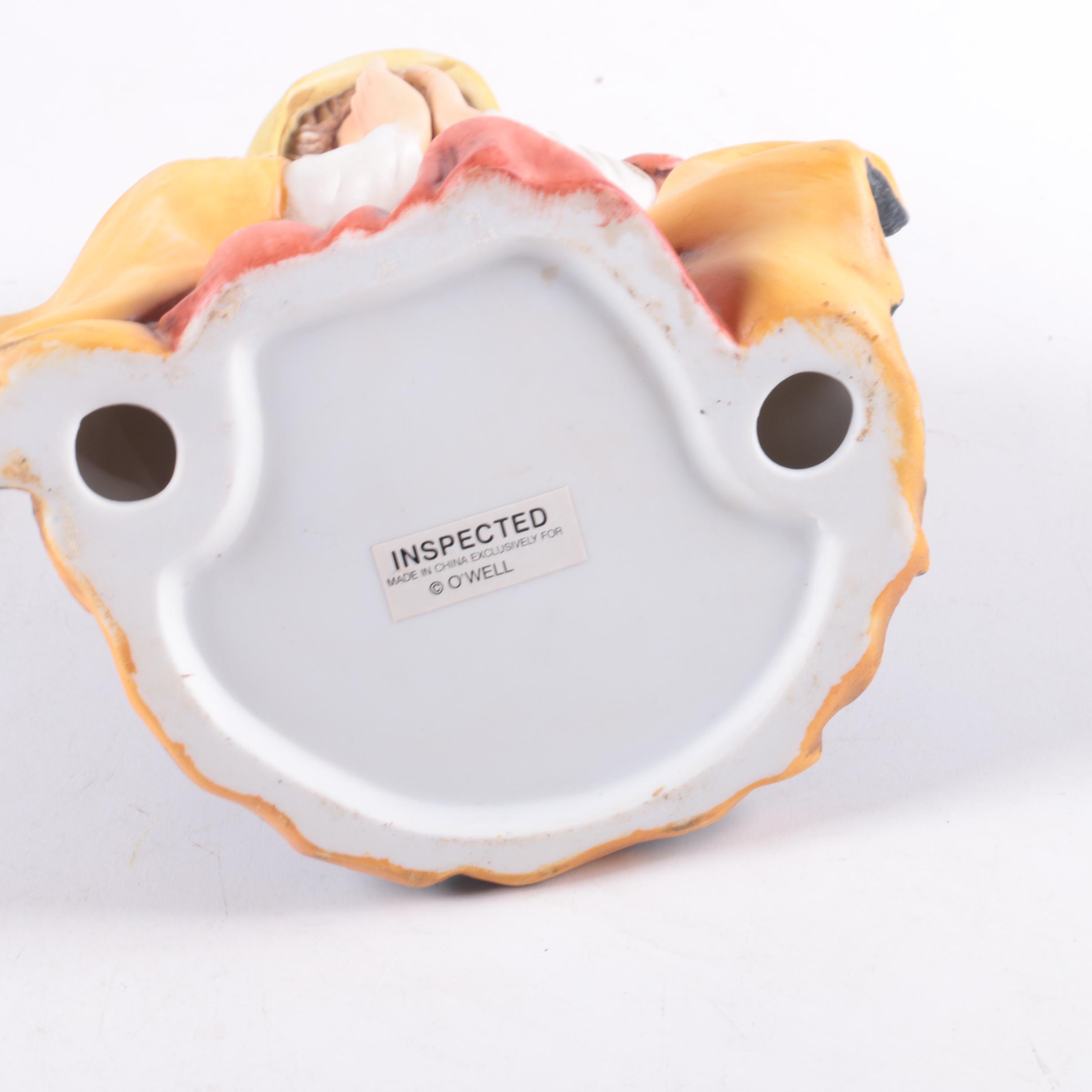 O’Well Novelty Nativity Scene Porcelain Figurines