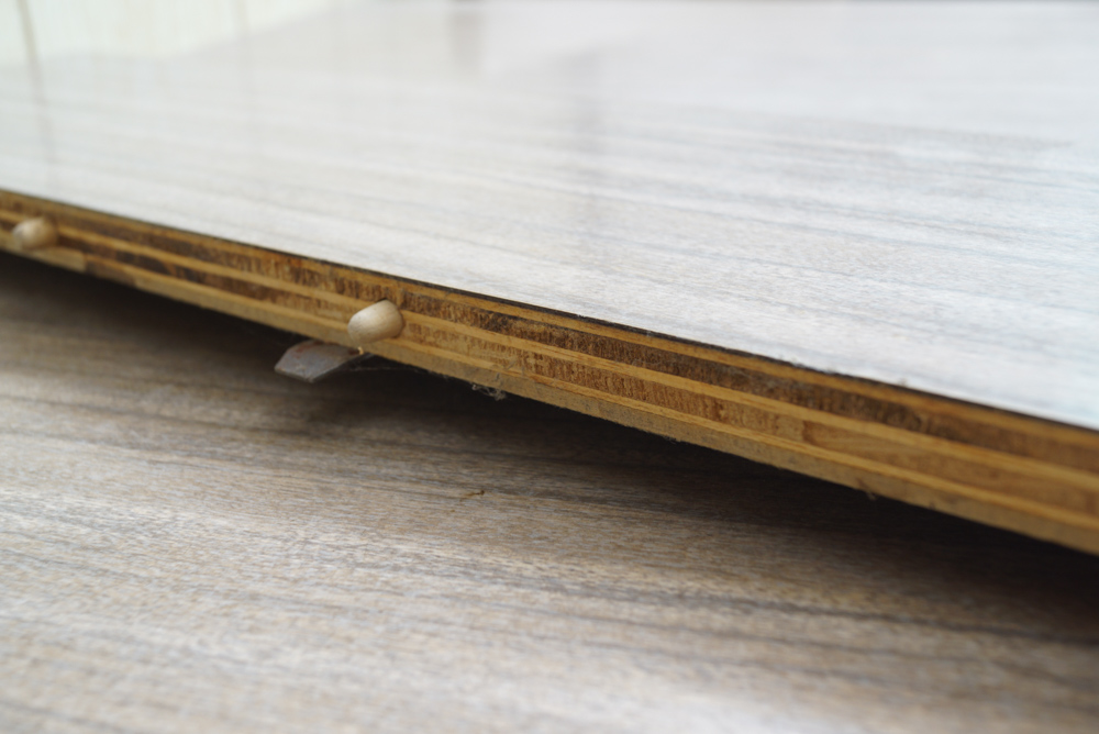 Mid Century Modern Dining Table and Chairs