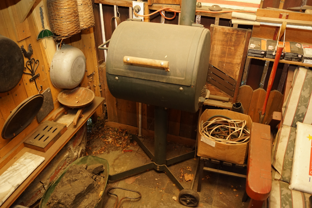 Barrel Style Charcoal Grill