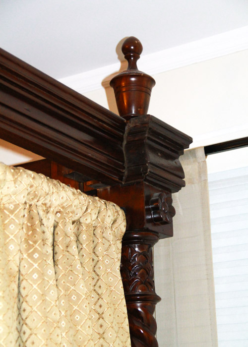 Vintage Chippendale Style Mahogany Tester California King Size Bed Frame