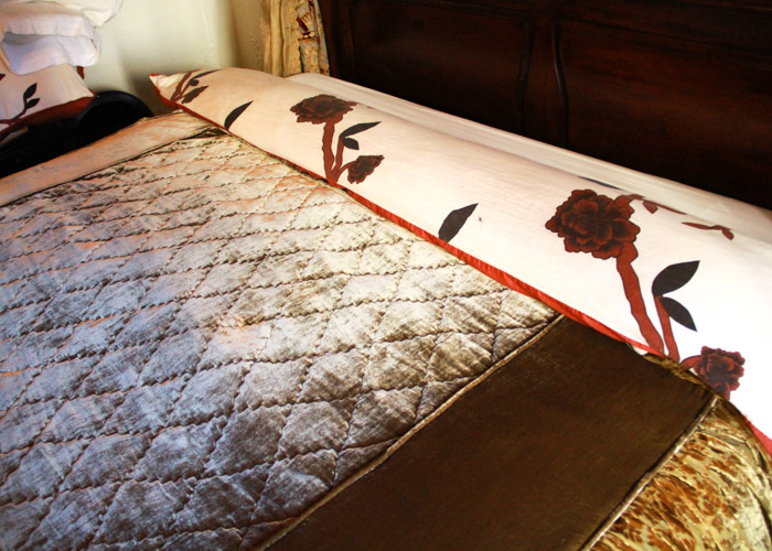 Vintage Chippendale Style Mahogany Tester California King Size Bed Frame