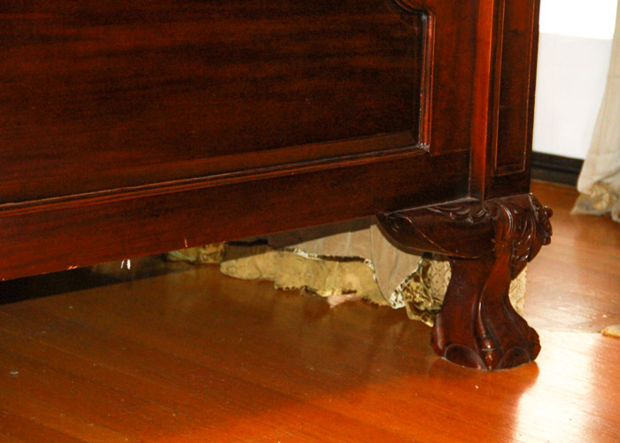 Vintage Chippendale Style Mahogany Tester California King Size Bed Frame