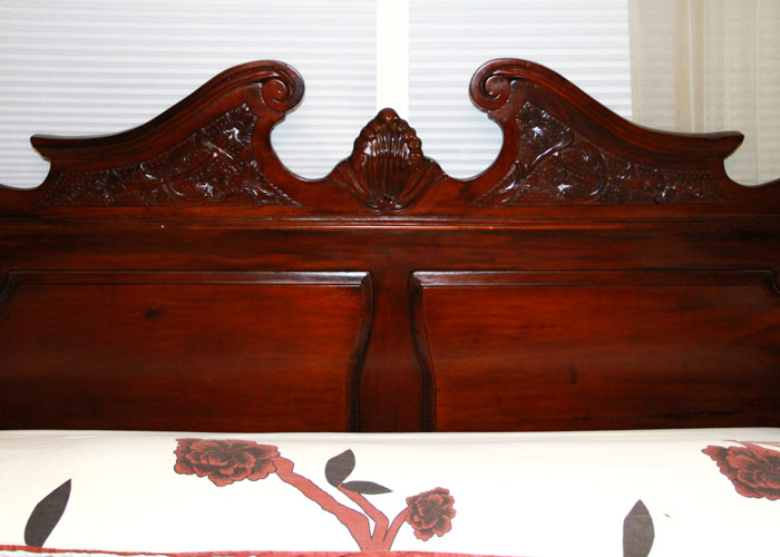 Vintage Chippendale Style Mahogany Tester California King Size Bed Frame