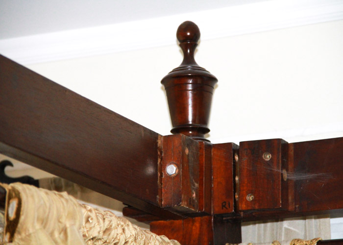 Vintage Chippendale Style Mahogany Tester California King Size Bed Frame