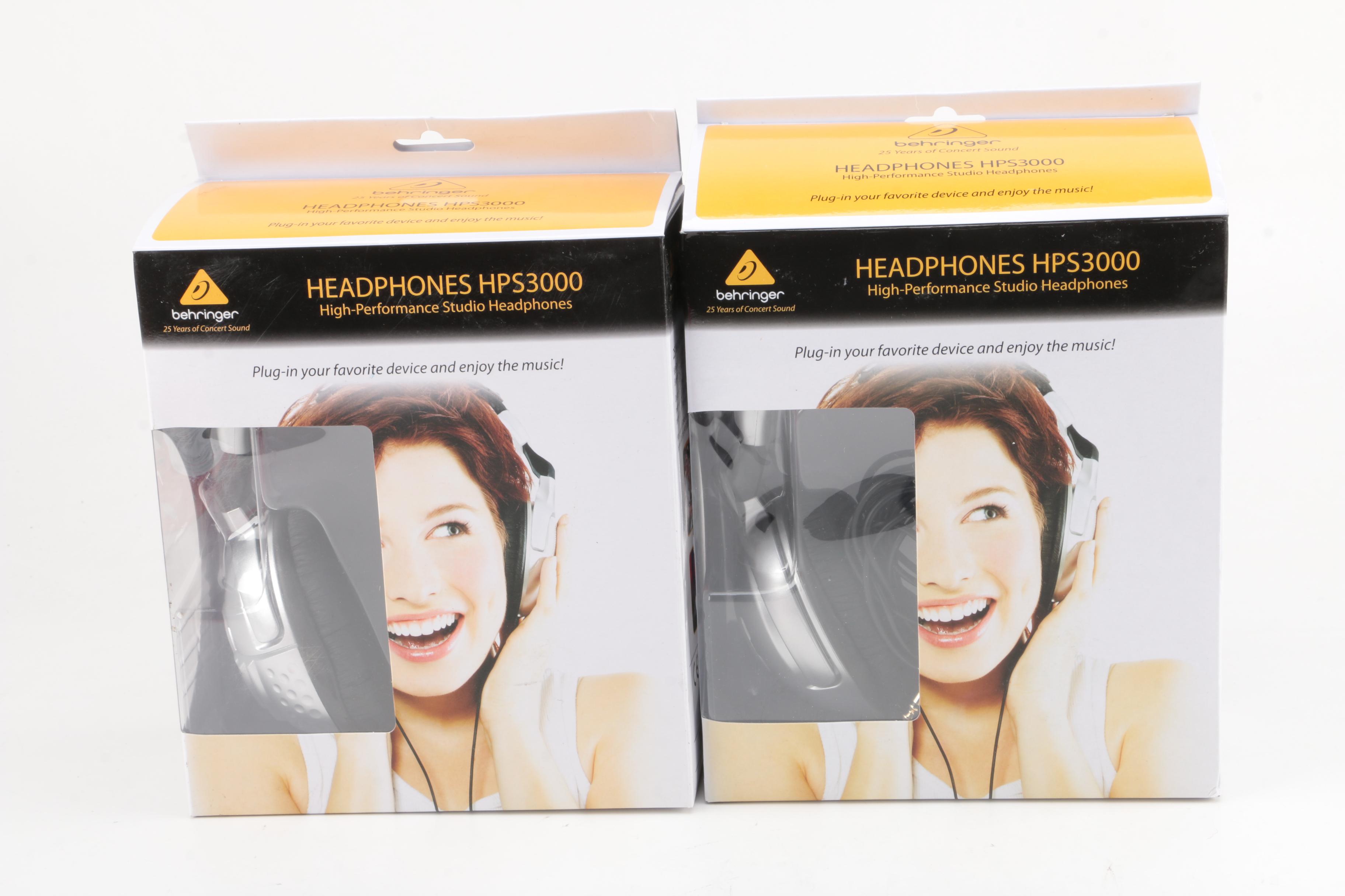 Apple 16GB iPod Touch with Behringer Headphones and Accessories