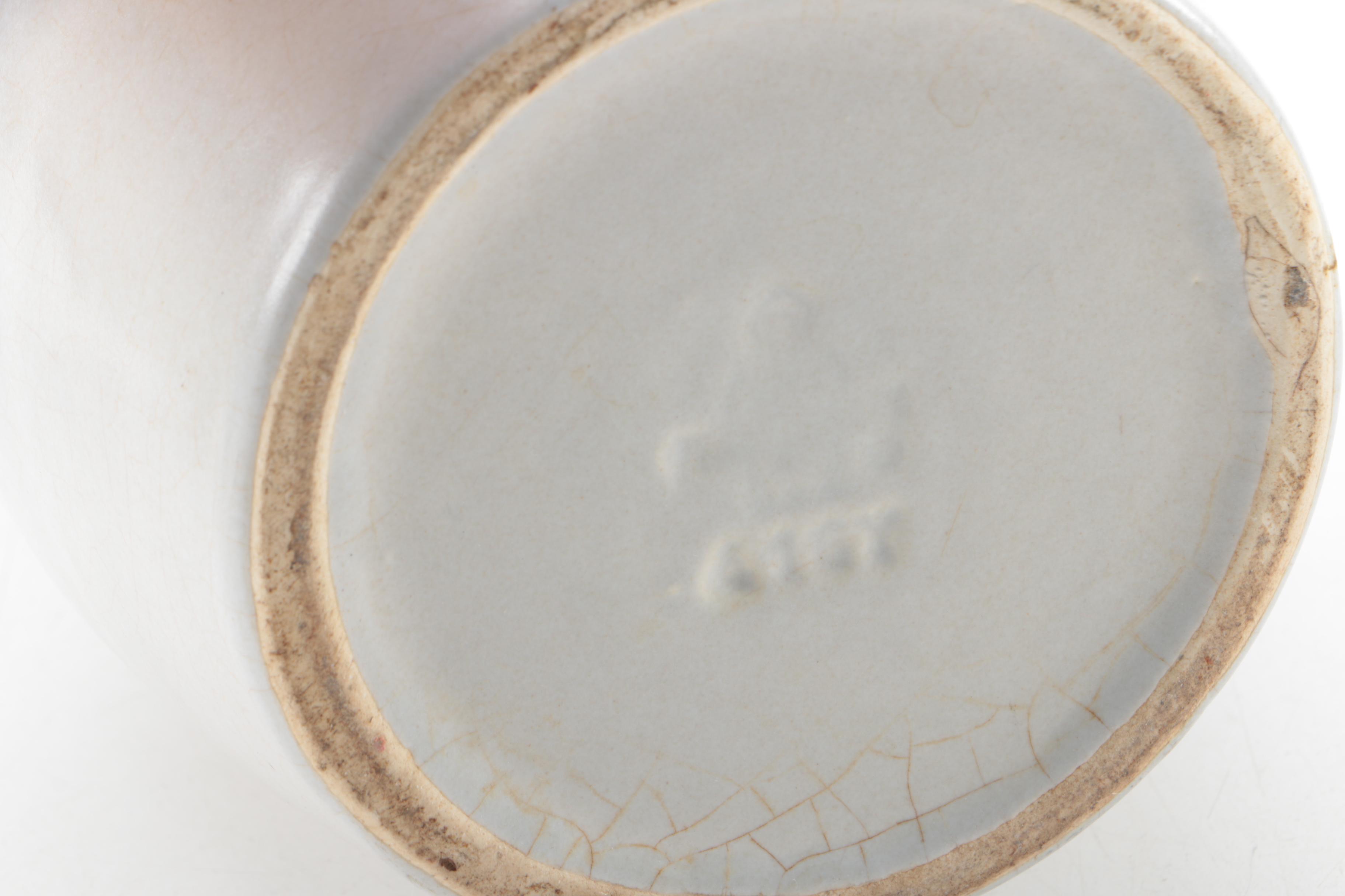 Pfaltzgraff Stoneware "Yorktowne" Pitcher and Swan Planter