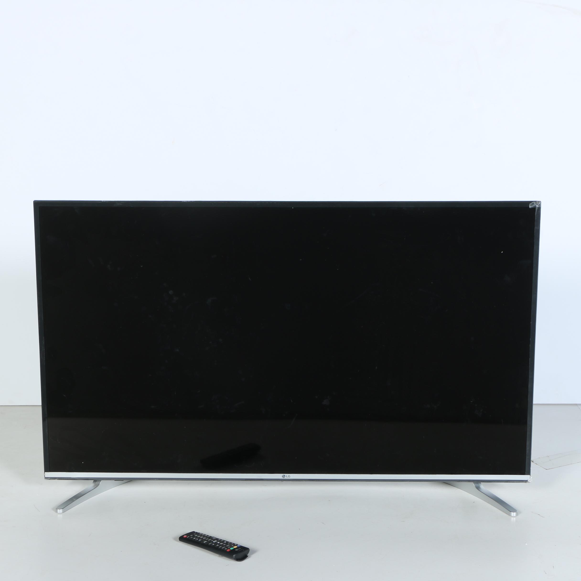 LG 50" 4K UHD Smart TV