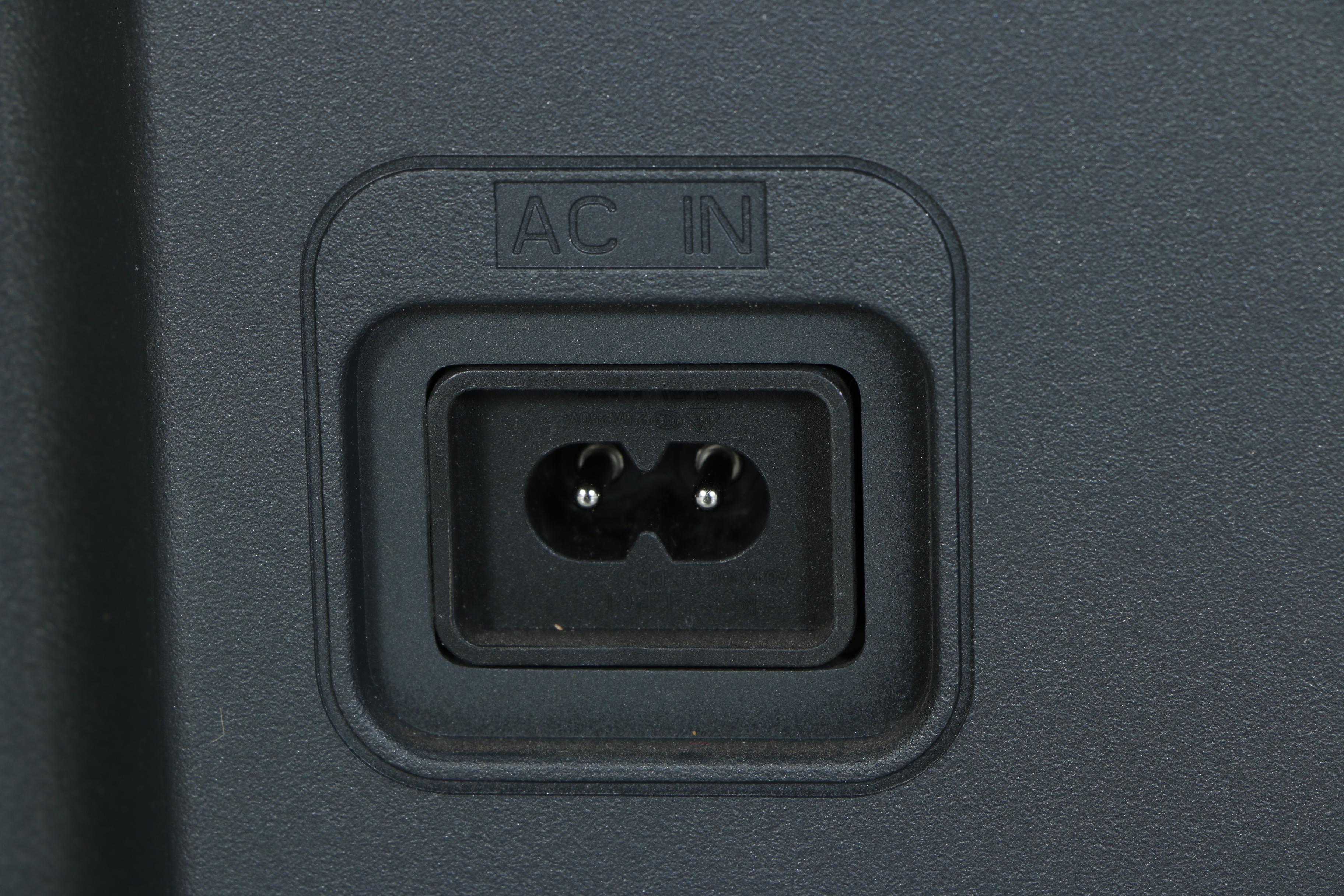 LG 50" 4K UHD Smart TV