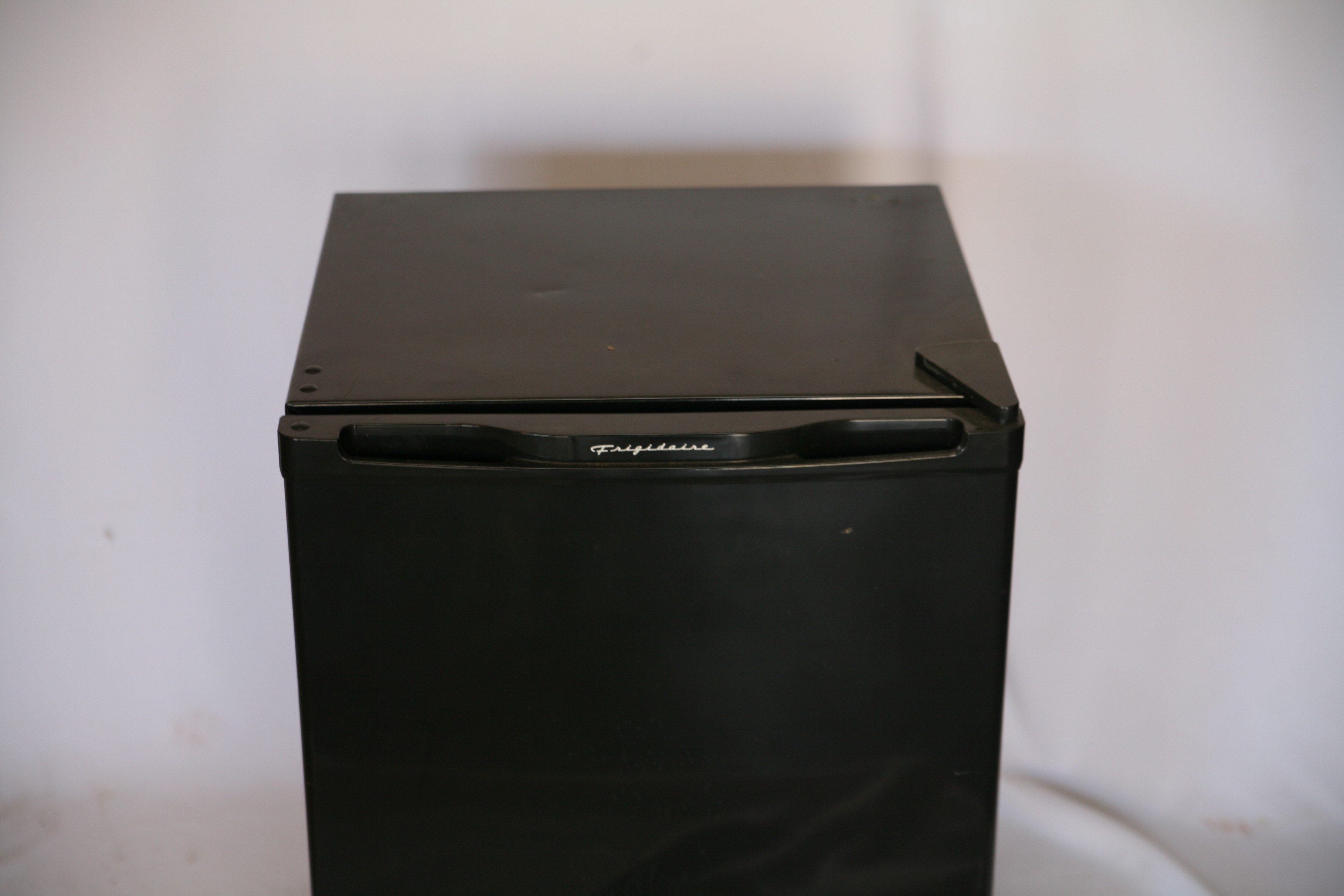 Frigidaire Mini Refrigerator