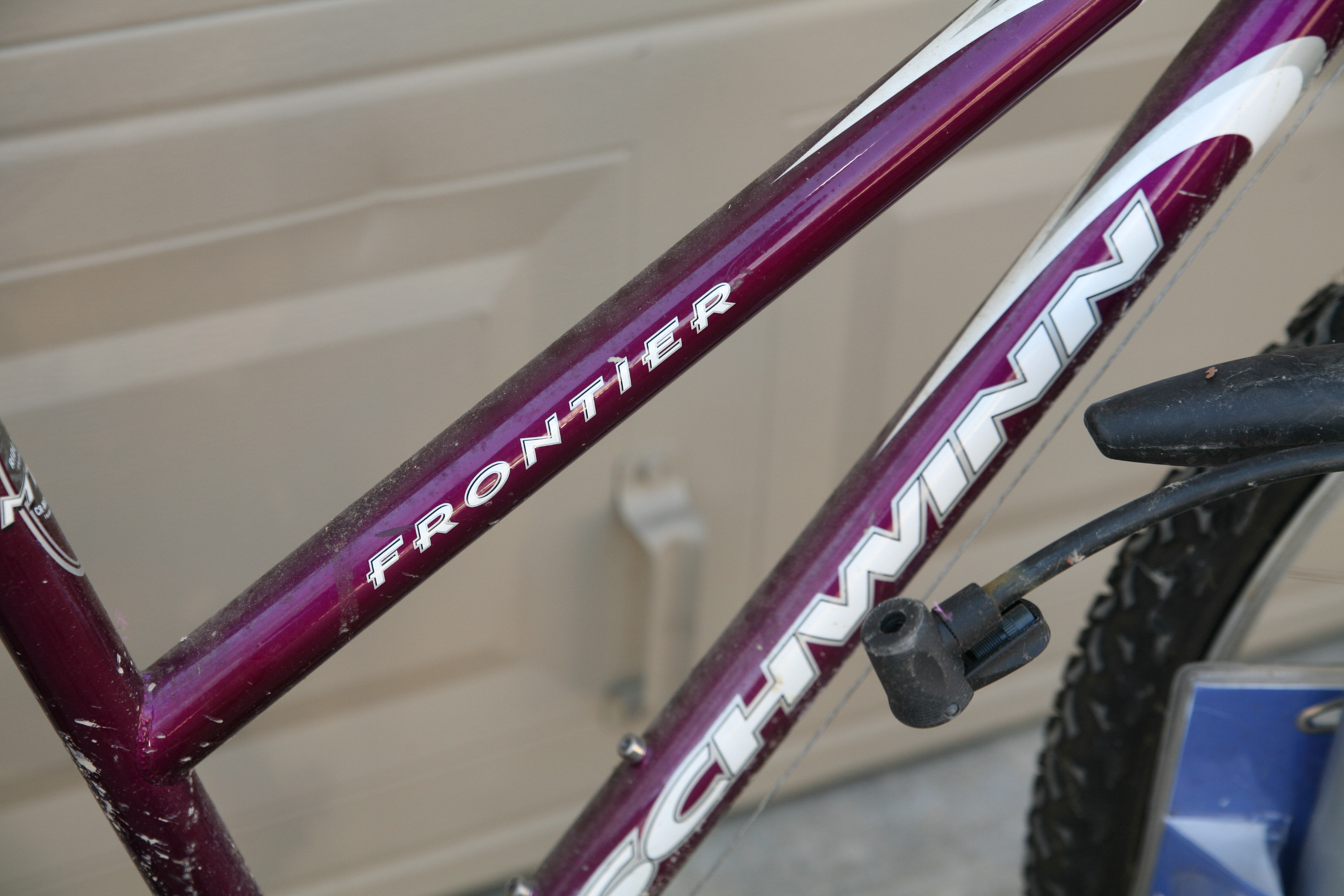 Schwinn "Frontier" Women's Hybrid Bicycle