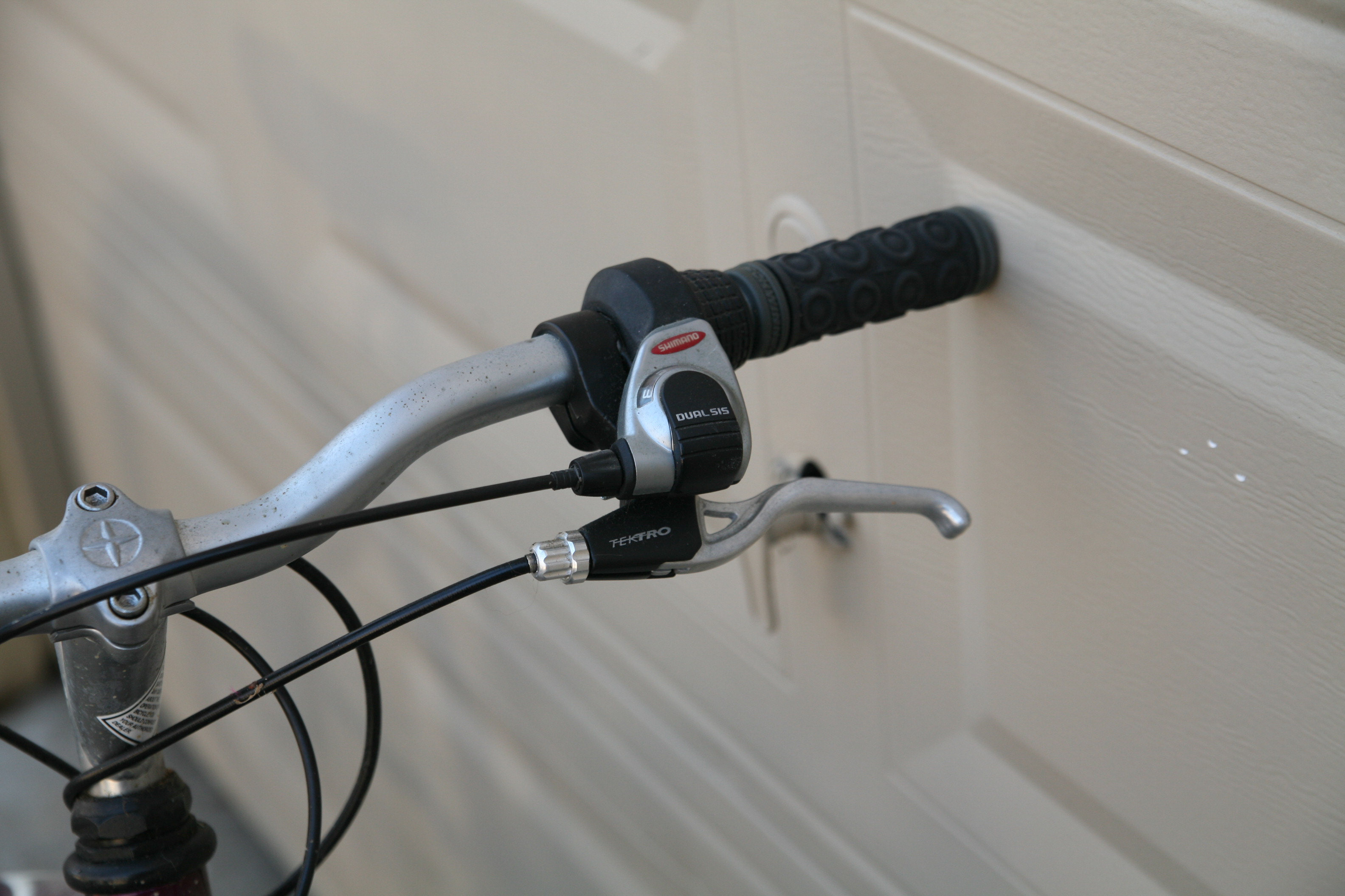 Schwinn "Frontier" Women's Hybrid Bicycle