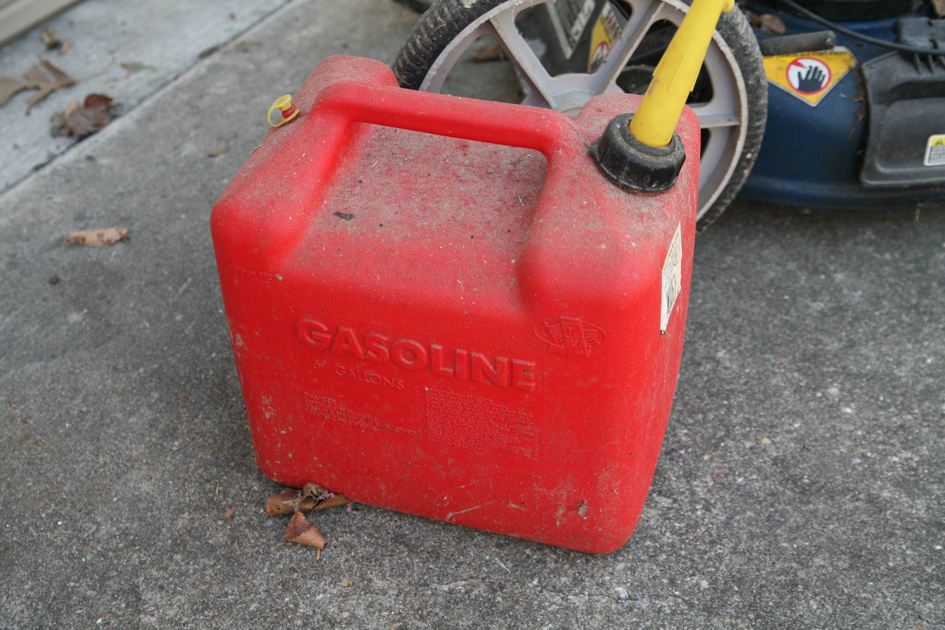 MTD Yard Machines Lawnmower