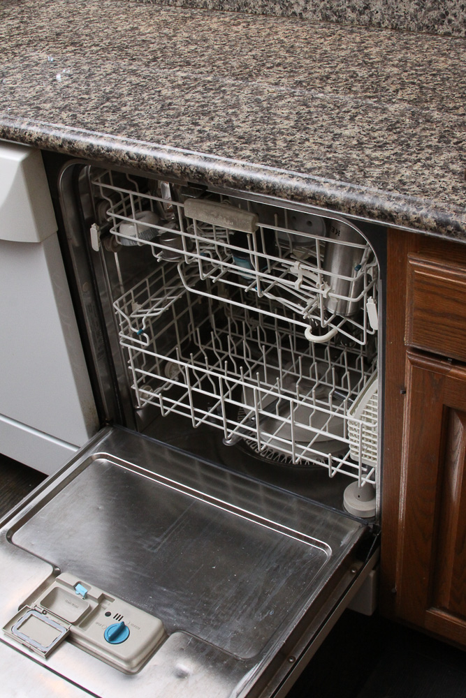 KitchenAid "Whisper Quiet Ultima Superba" Dishwasher