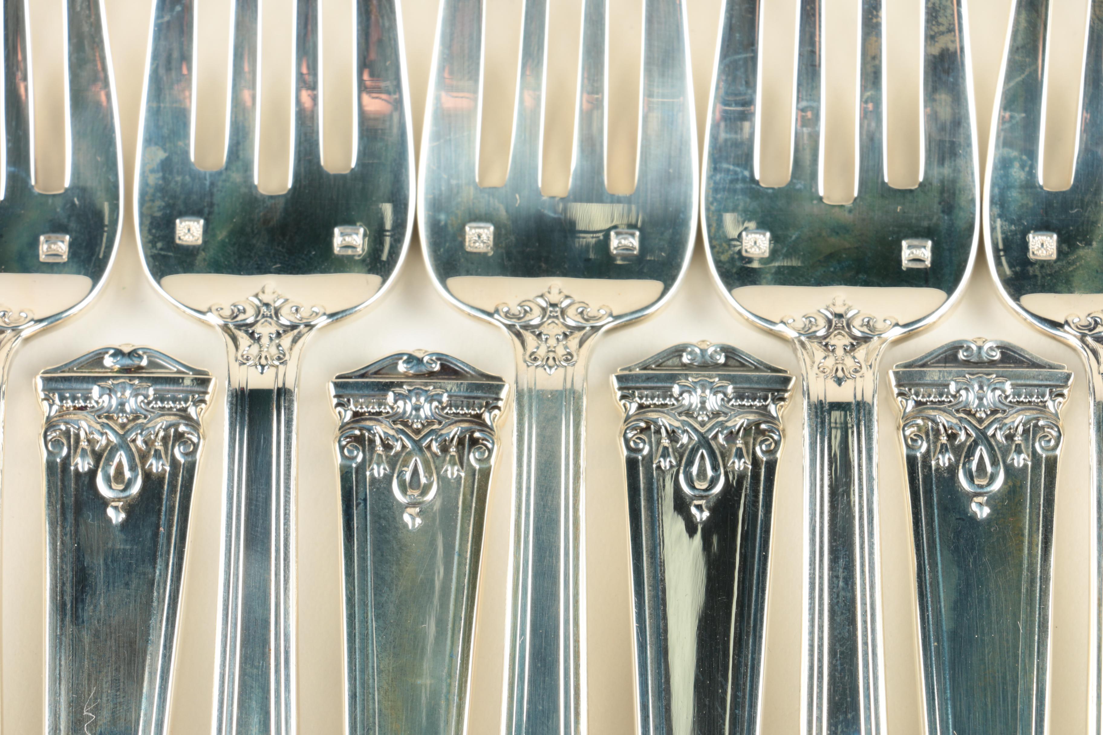 Tuttle Silversmiths "Trianon" Sterling Silver Flatware Set