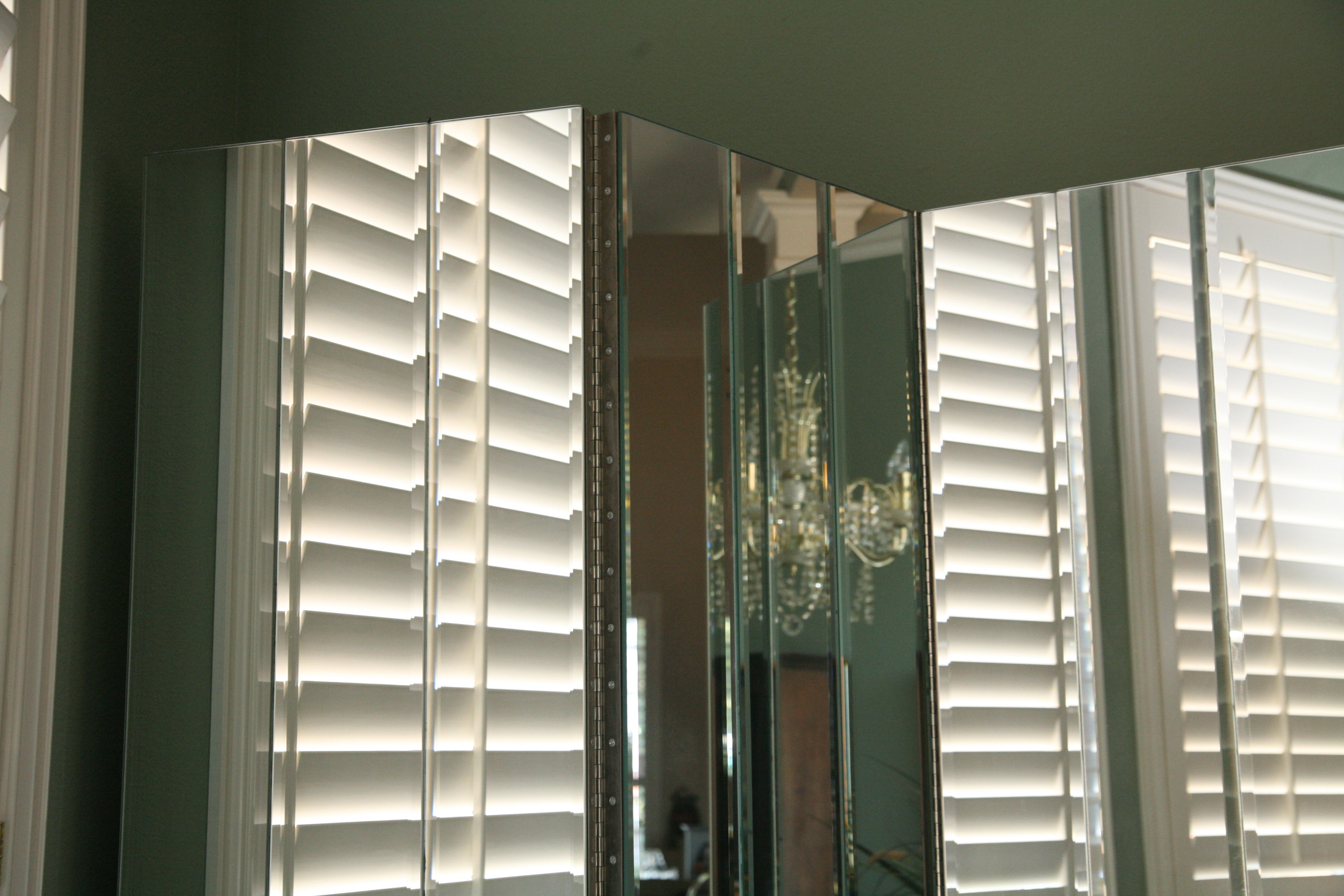 Mirrored Room Divider Screen