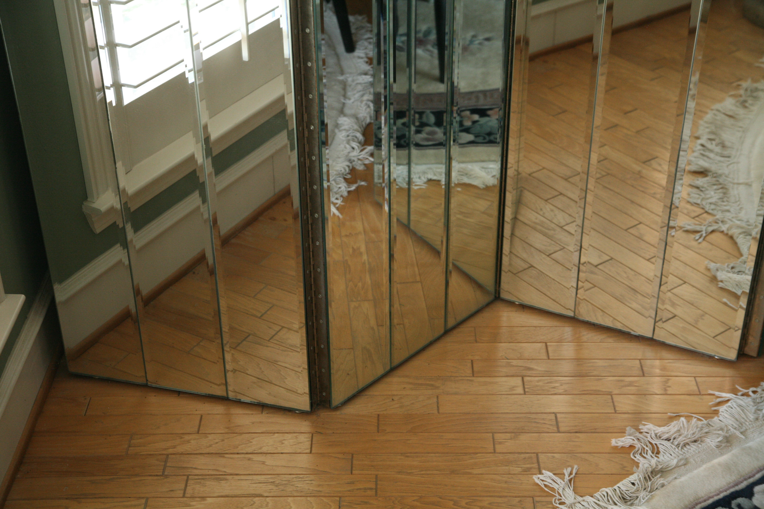 Mirrored Room Divider Screen