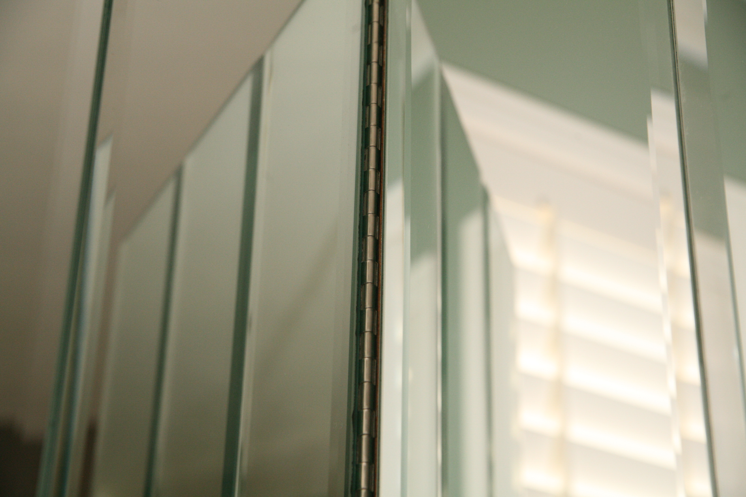 Mirrored Room Divider Screen