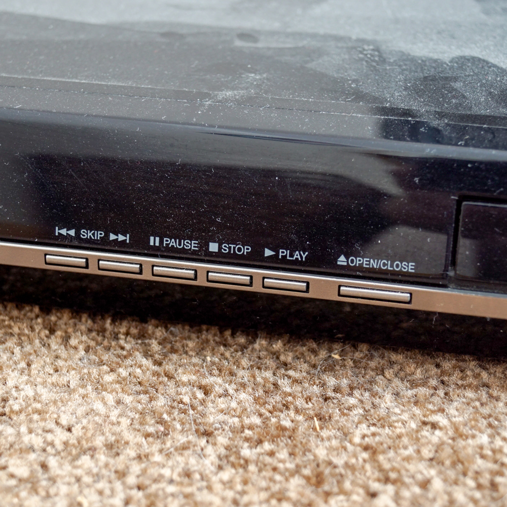 Phillips Television, Toshiba HD DVD Player/VCR