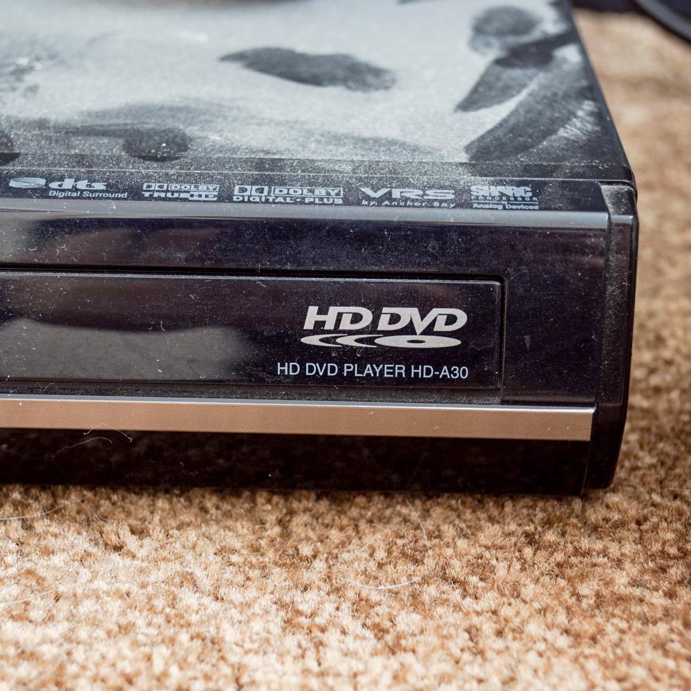 Phillips Television, Toshiba HD DVD Player/VCR