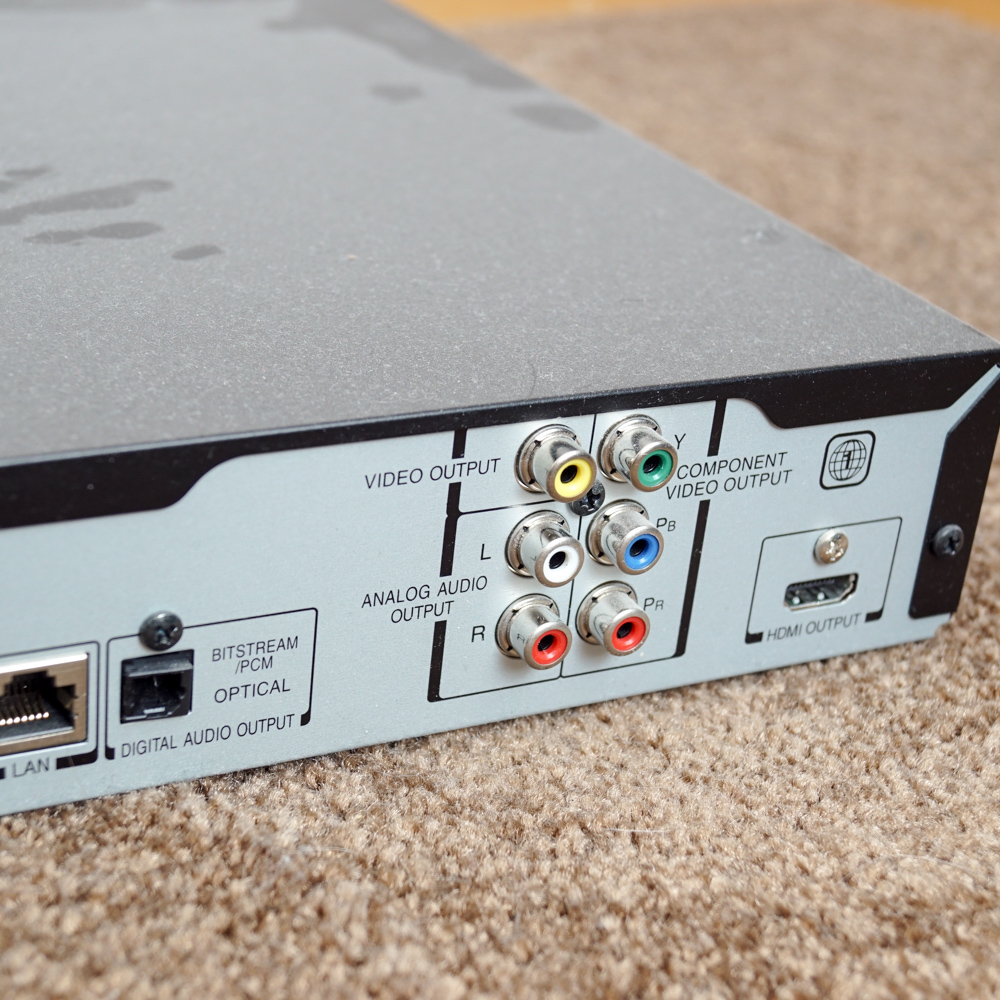 Phillips Television, Toshiba HD DVD Player/VCR