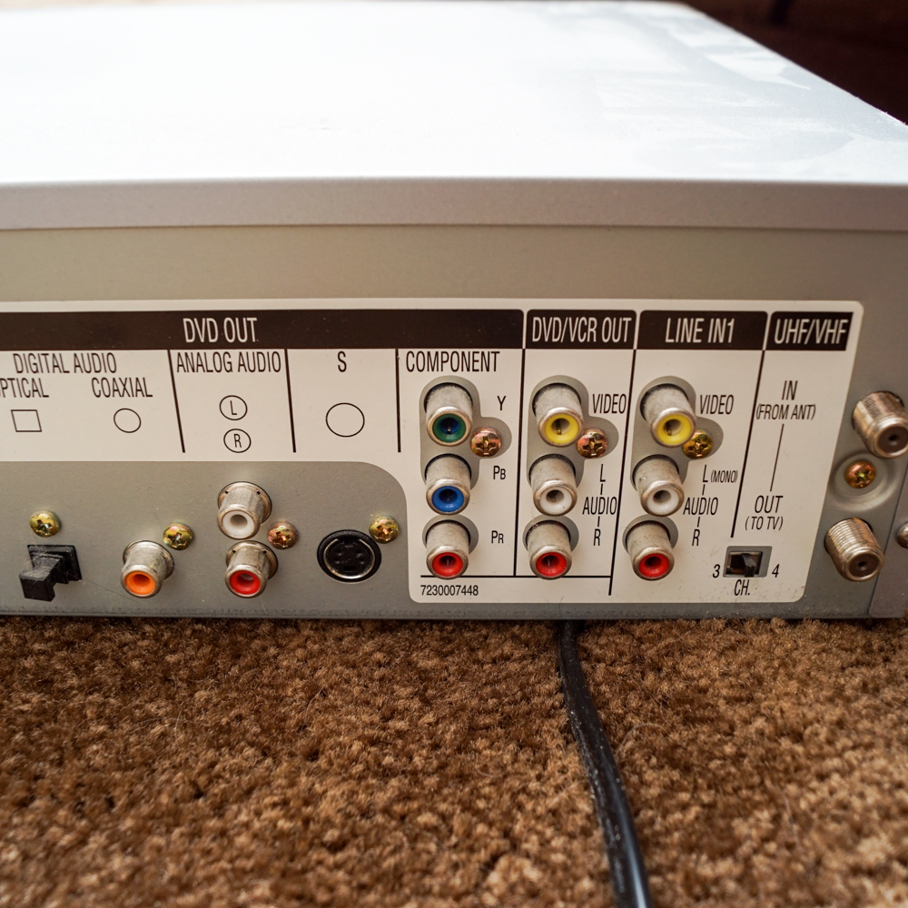 Phillips Television, Toshiba HD DVD Player/VCR