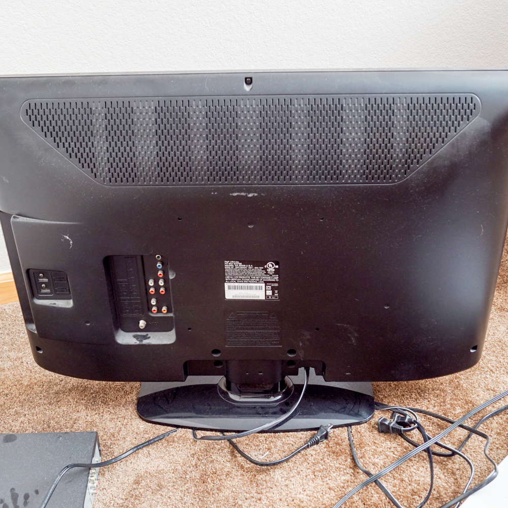 Phillips Television, Toshiba HD DVD Player/VCR