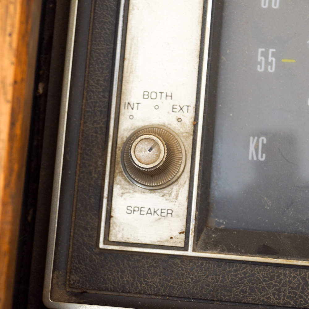 Vintage 1960s Magnavox Astro-Sonic "Flamenco" Record Player Console