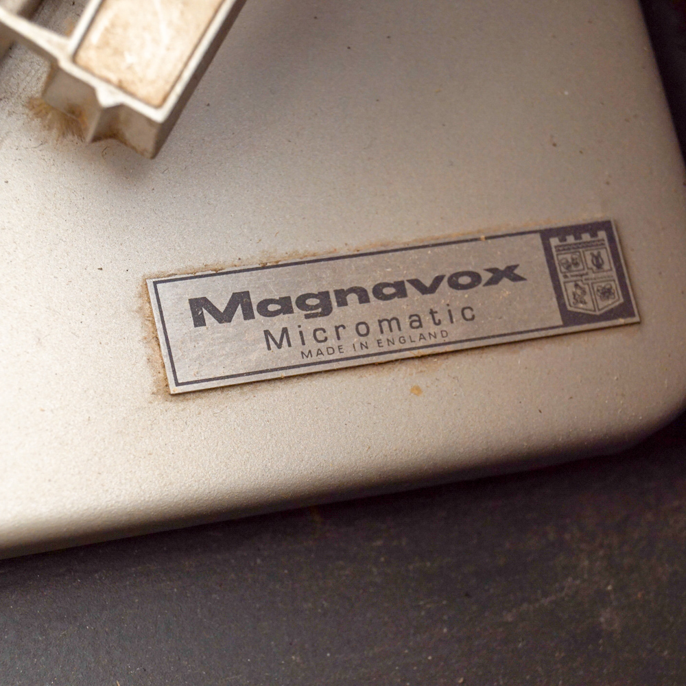 Vintage 1960s Magnavox Astro-Sonic "Flamenco" Record Player Console