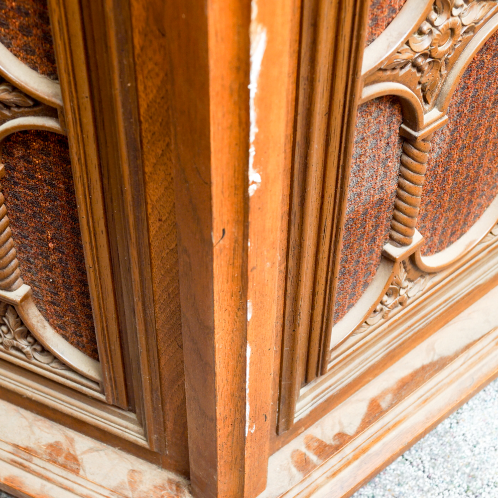 Vintage 1960s Magnavox Astro-Sonic "Flamenco" Record Player Console