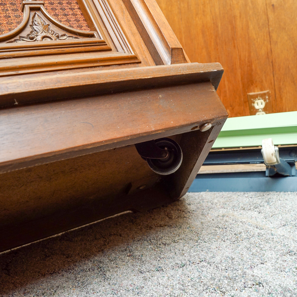 Vintage 1960s Magnavox Astro-Sonic "Flamenco" Record Player Console