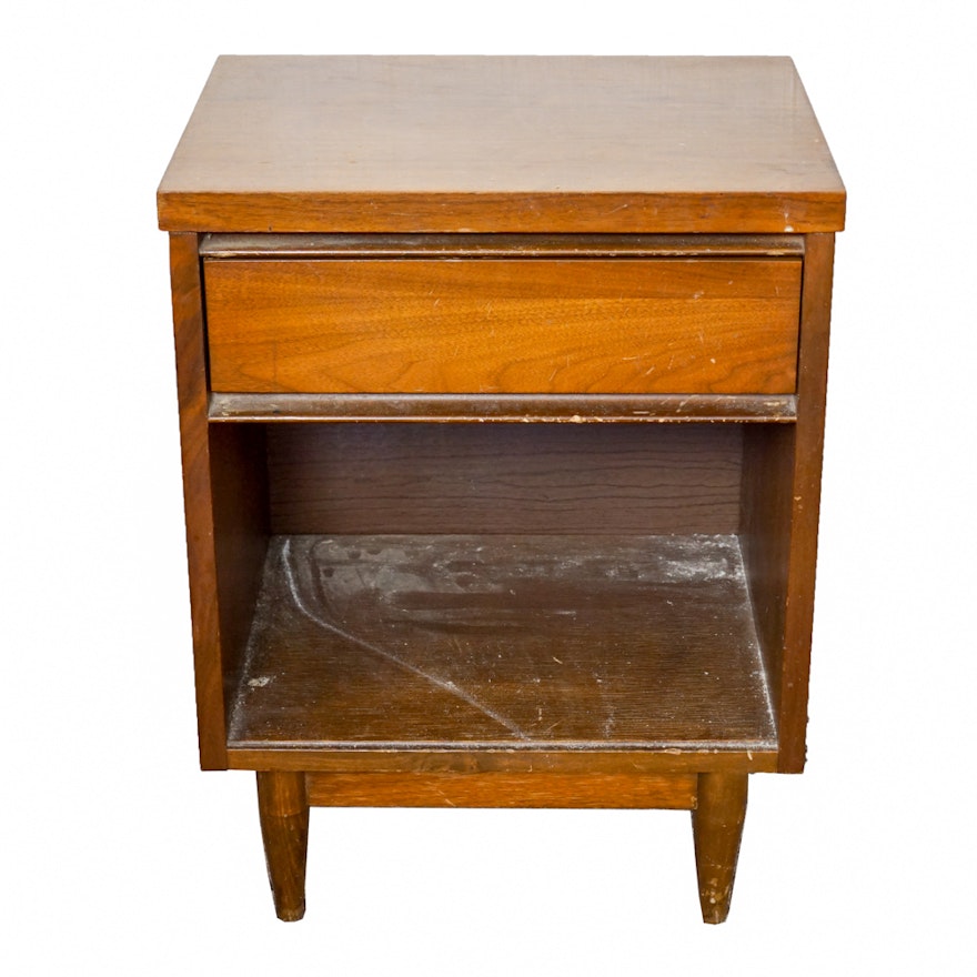 Vintage Mid Century Modern Nightstand